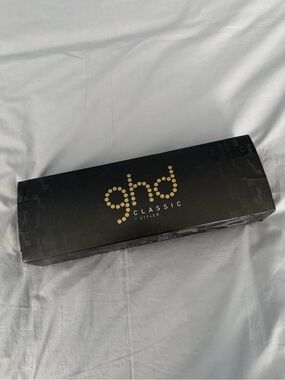 ghd Classic Styler Box in Black and Gold